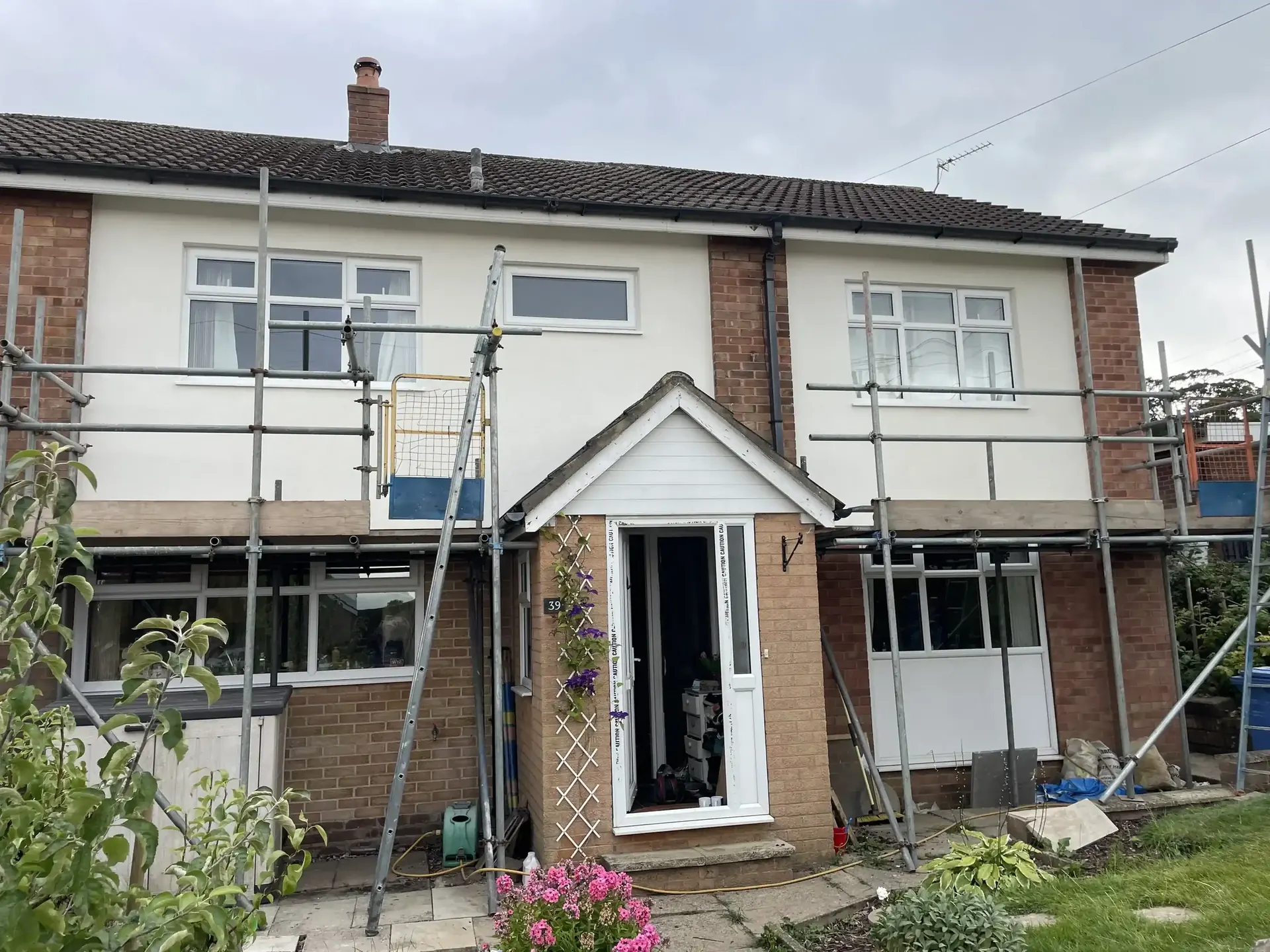 EWI external wall insulation completed in Burncross near High Green Sheffield S35 by P&R Solutions