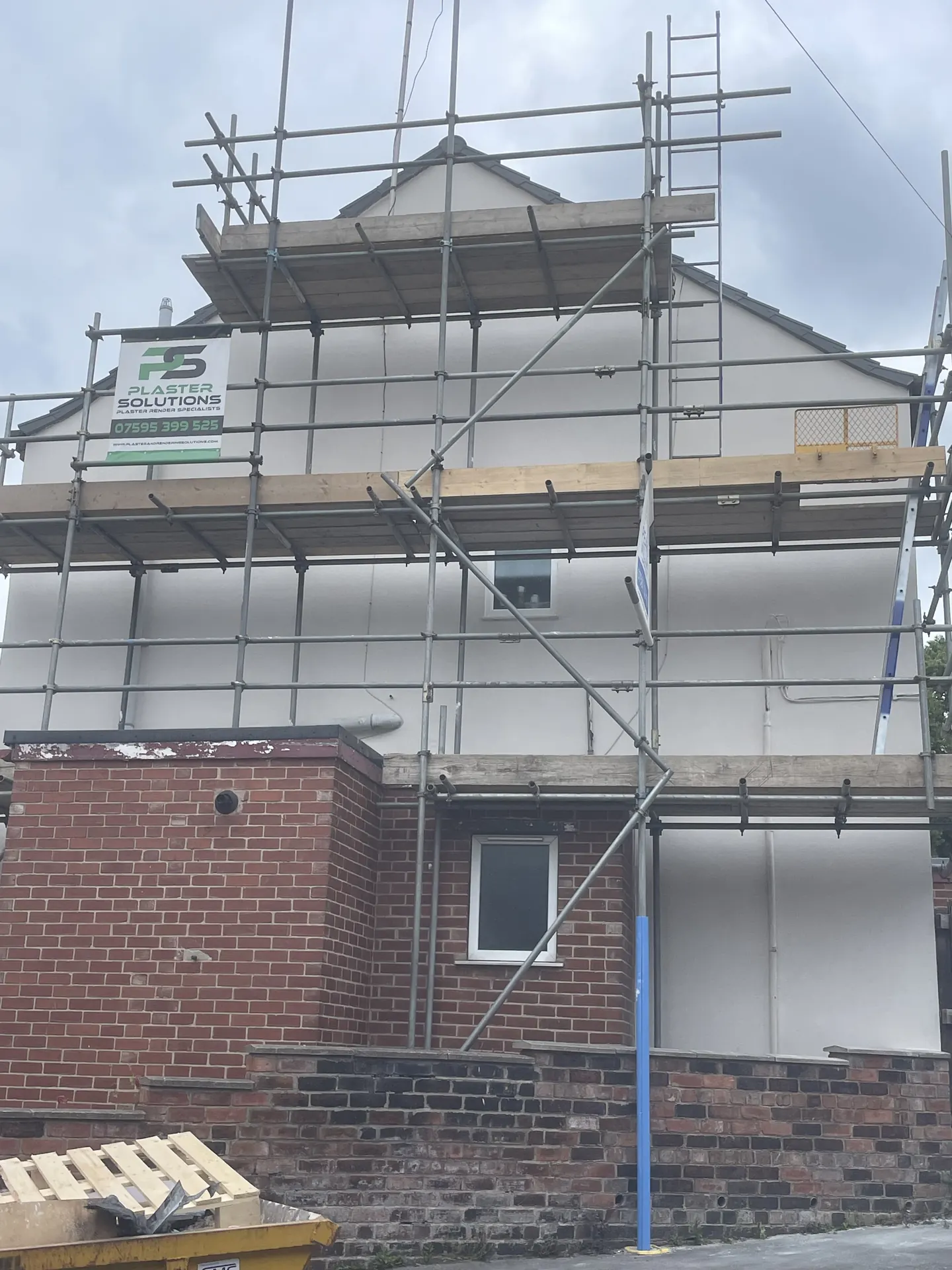 Monocouche rendering completed in Chapeltown Sheffield S35 by P&R Solutions