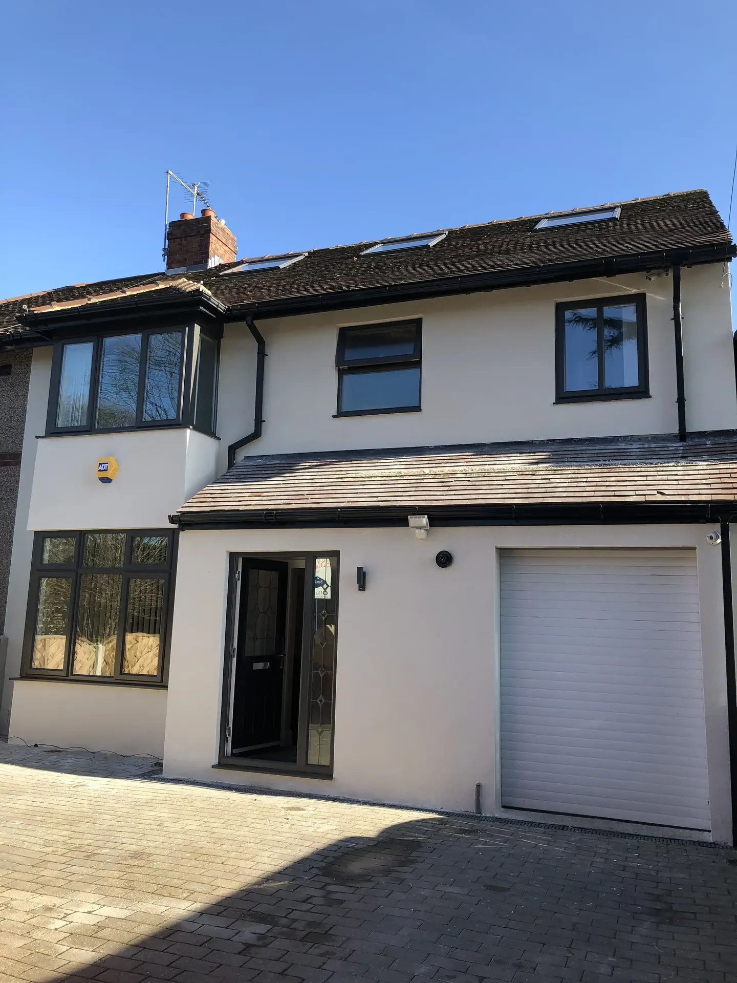 Monocouche render completed in Dore Sheffield S17 by P&R Solutions