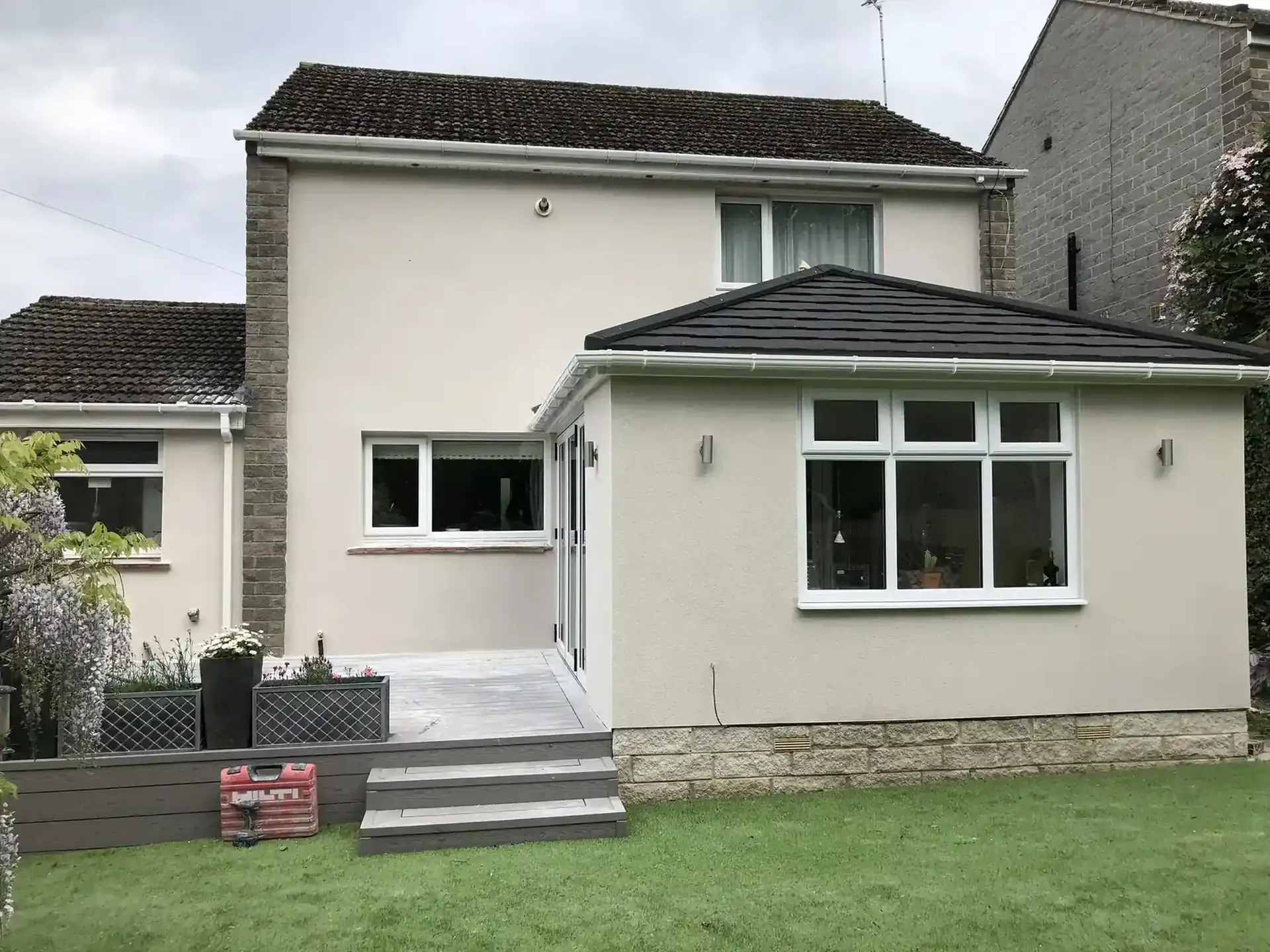 Monocouche rendering completed in Stocksbridge Sheffield S36 by P&R Solutions